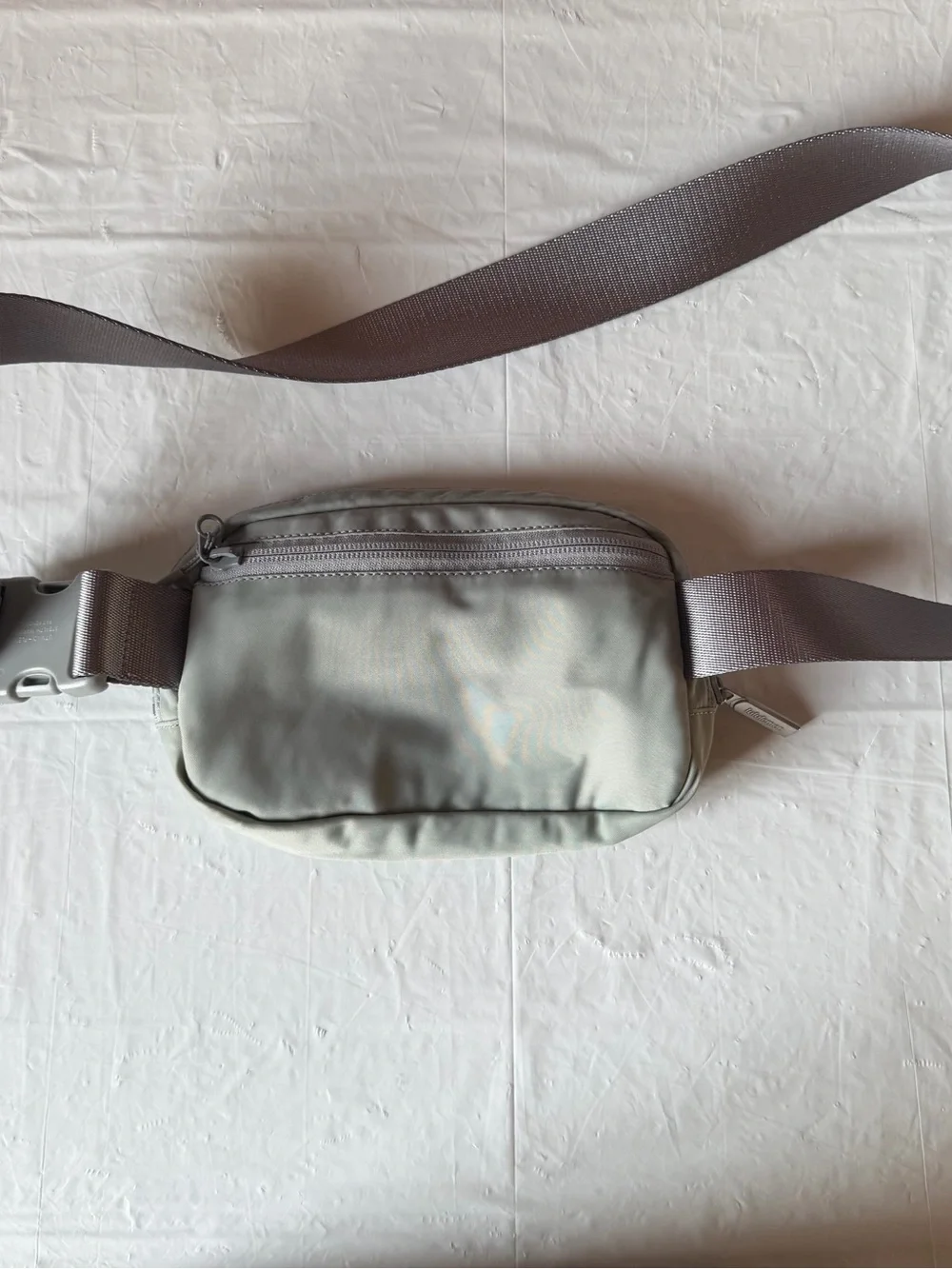 Lululemon-  Everywhere Belt Bag - 1L Grey Sage LU9AX2S